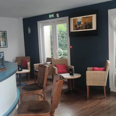 Kyriad Mulhouse Est - 3*