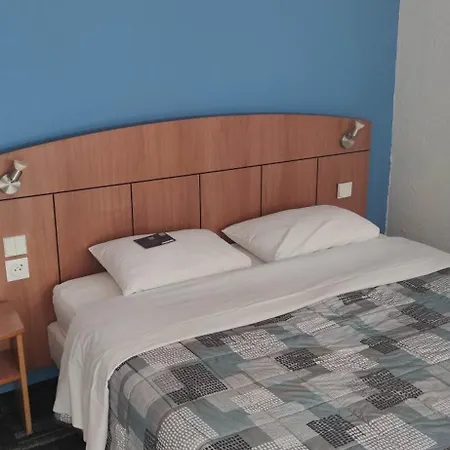 Kyriad Mulhouse Est - Hotel Lutterbach