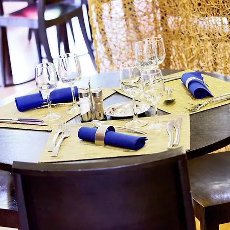 东米路斯 - 鲁特巴赫基里亚德酒店