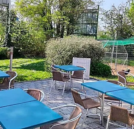 Hotel Kyriad Mulhouse Est - 3*