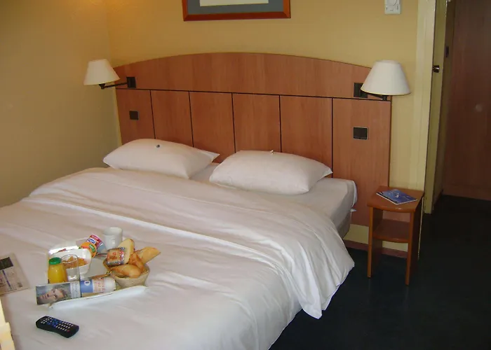 Kyriad Mulhouse Est - 3*