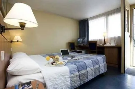 Hotel Kyriad Mulhouse Est - 3*